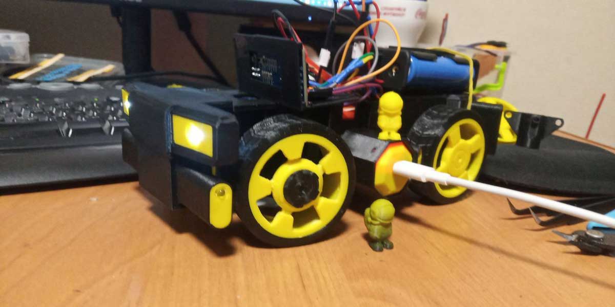 Не ESP32, машинка на основі STM32.